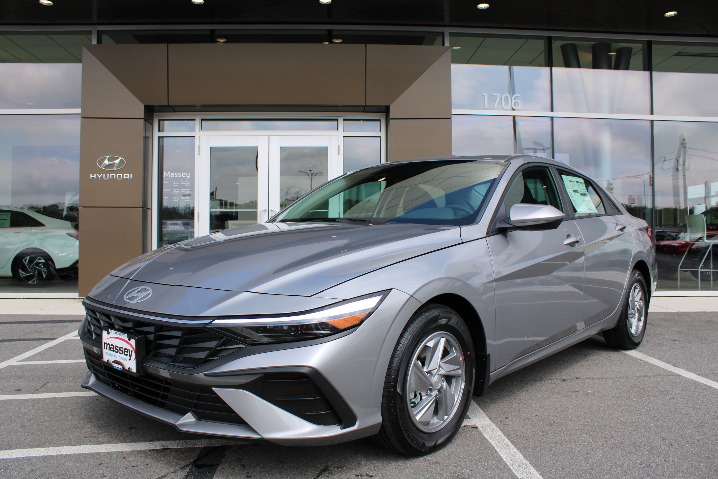 2025 Hyundai Elantra SE