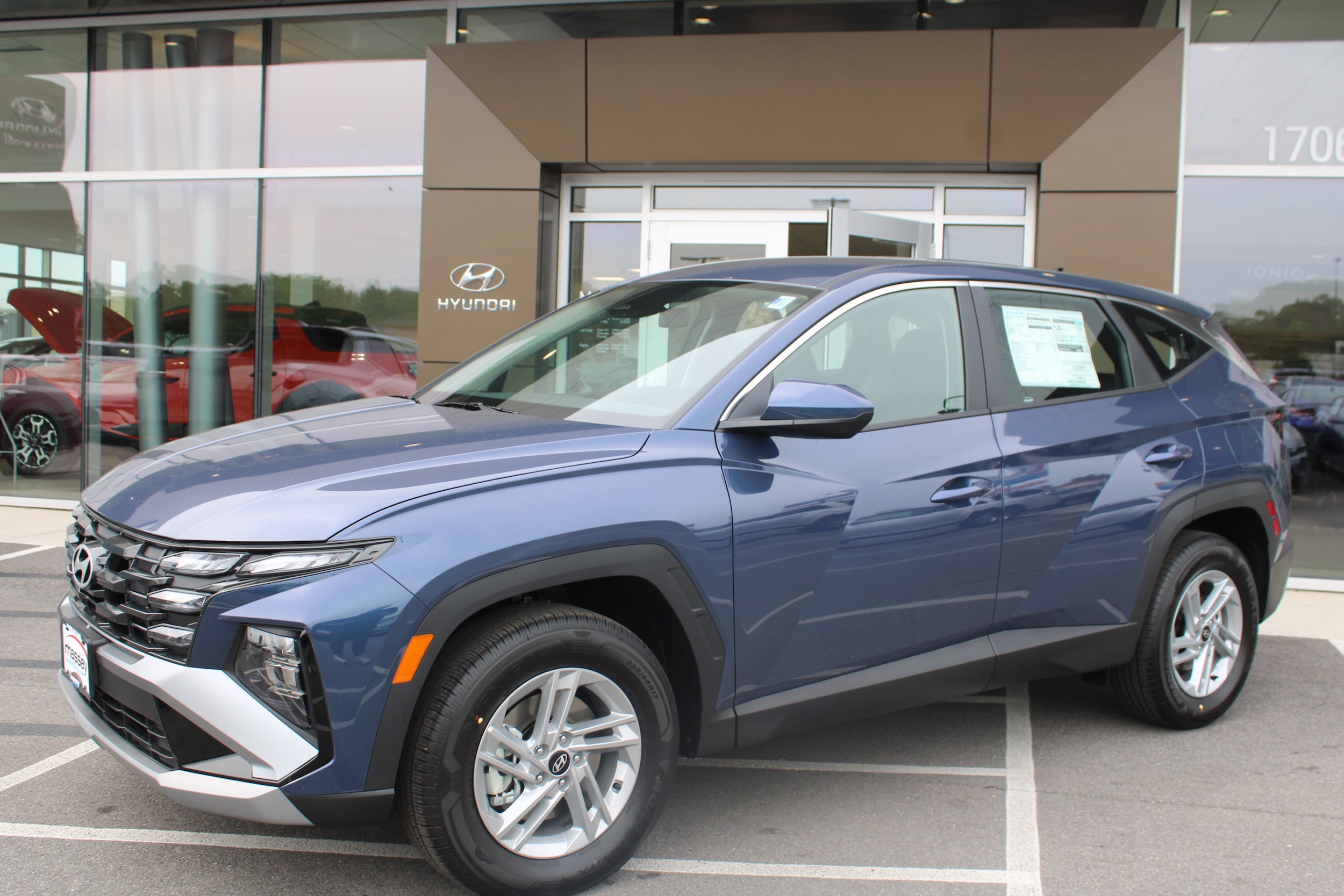 2026 Hyundai Tucson SE's photo