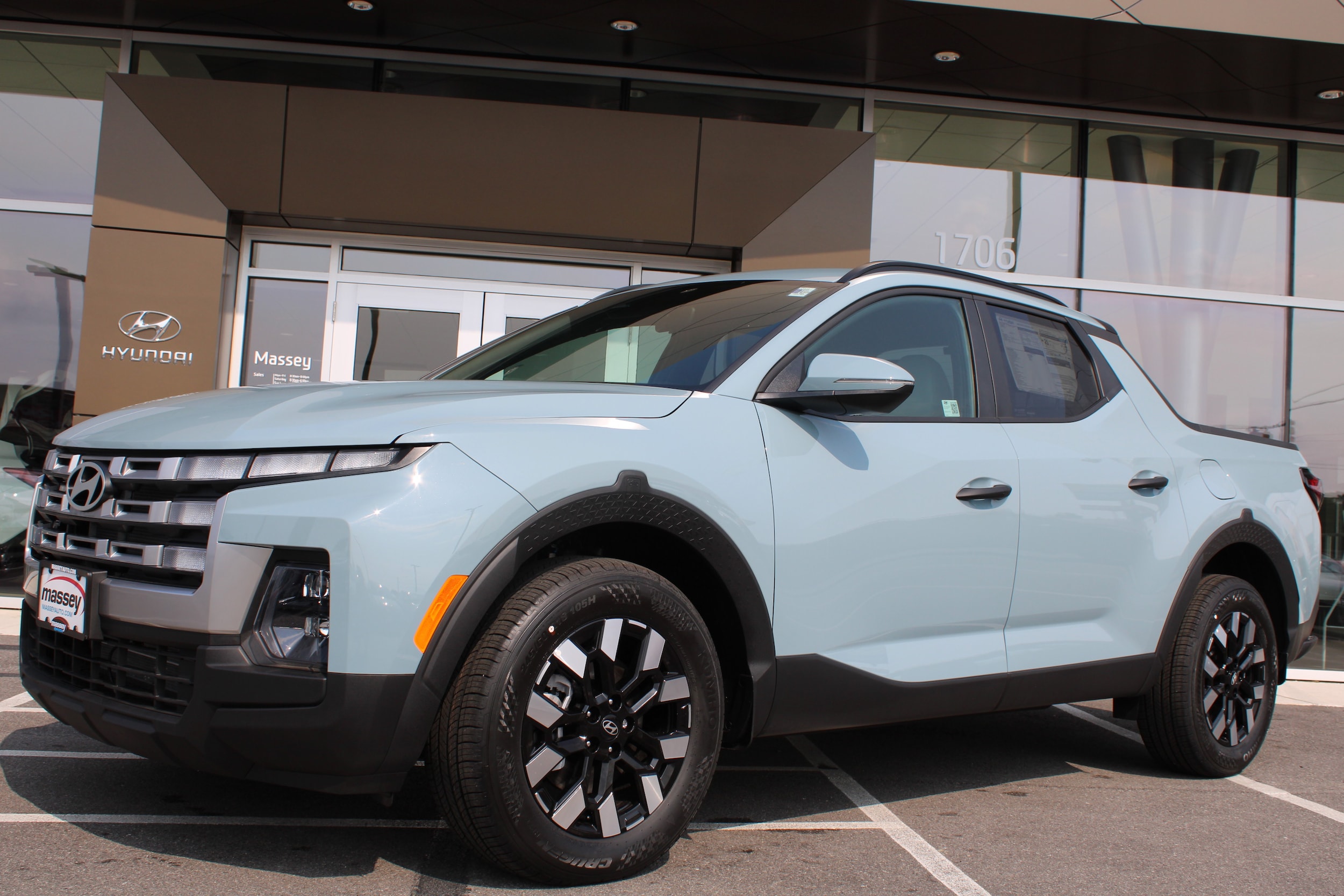 2025 Hyundai Santa Cruz SEL's photo