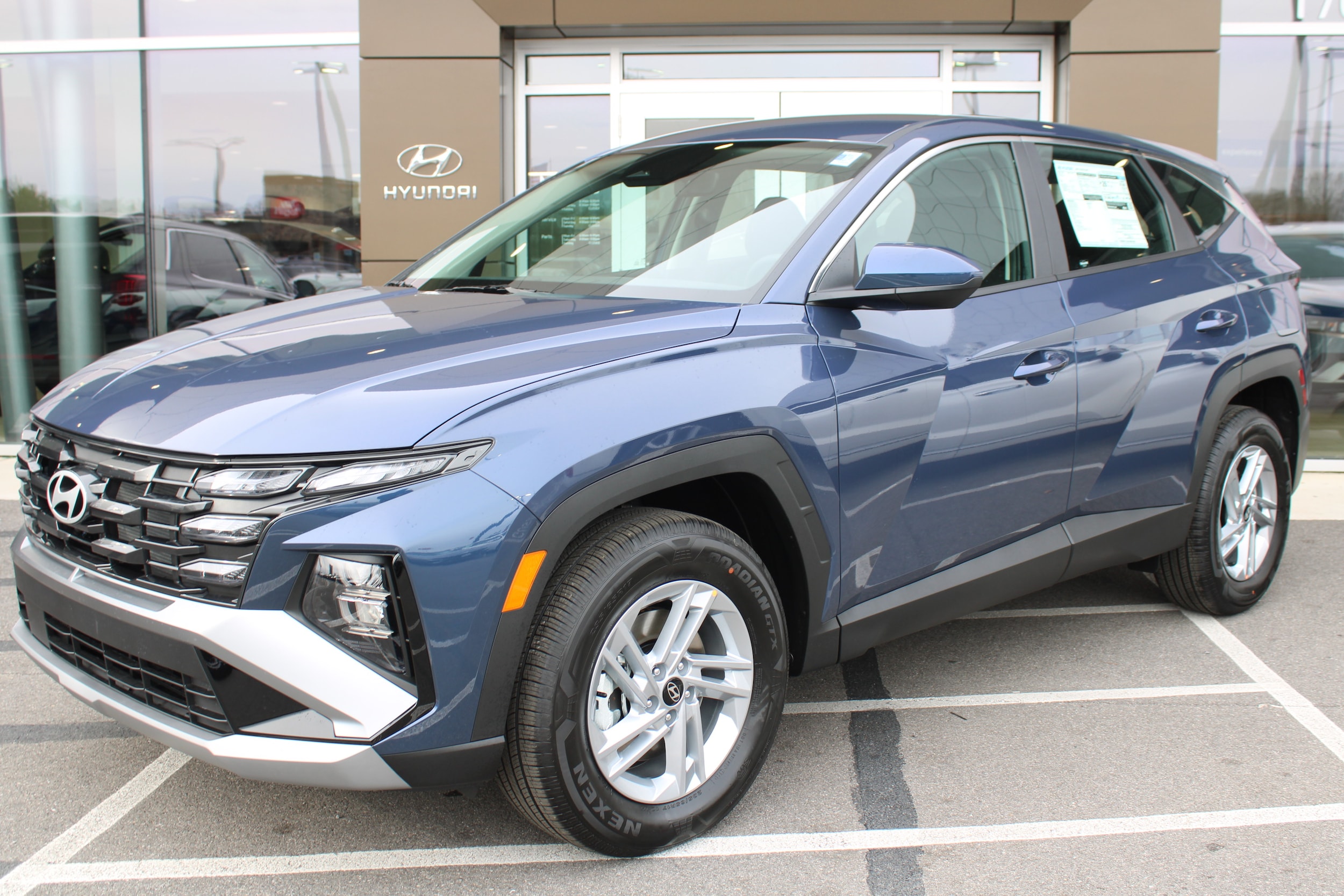 2026 Hyundai Tucson SE's photo