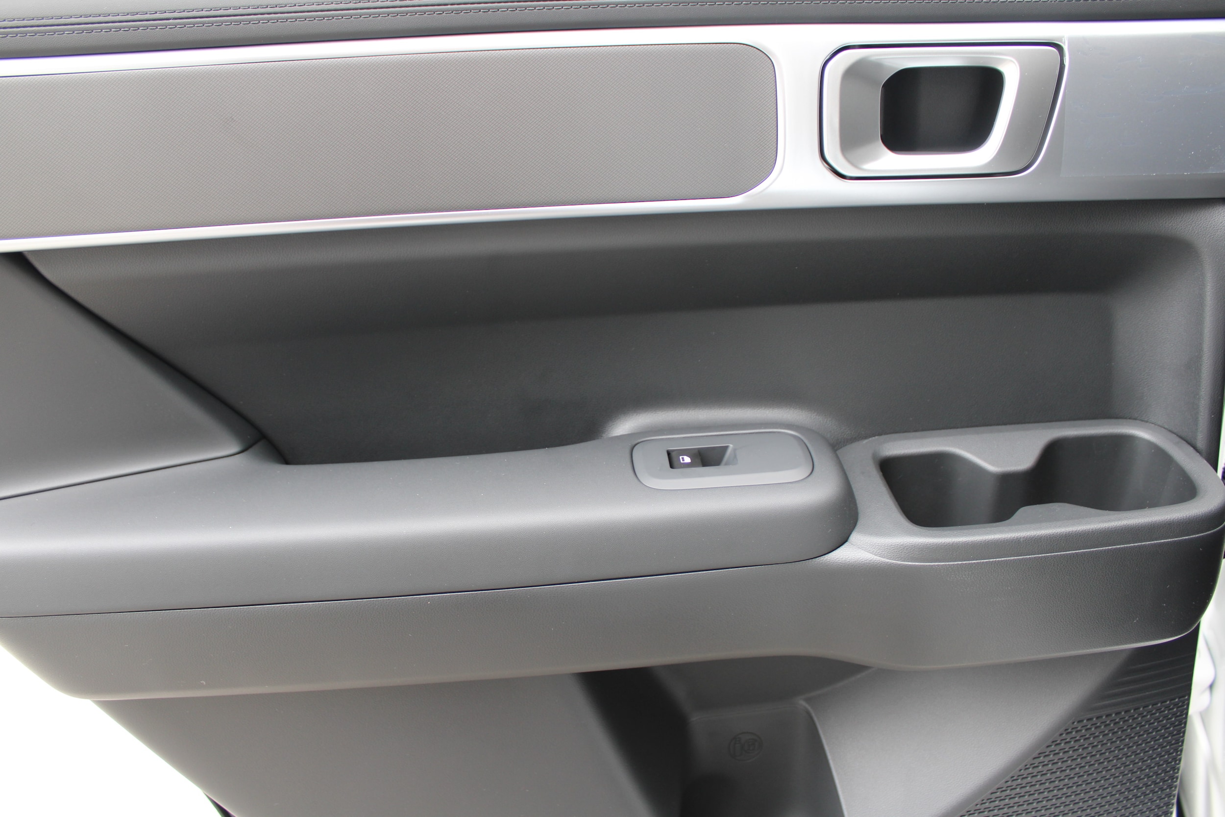 2026 Hyundai Santa Fe SE - Photo 11
