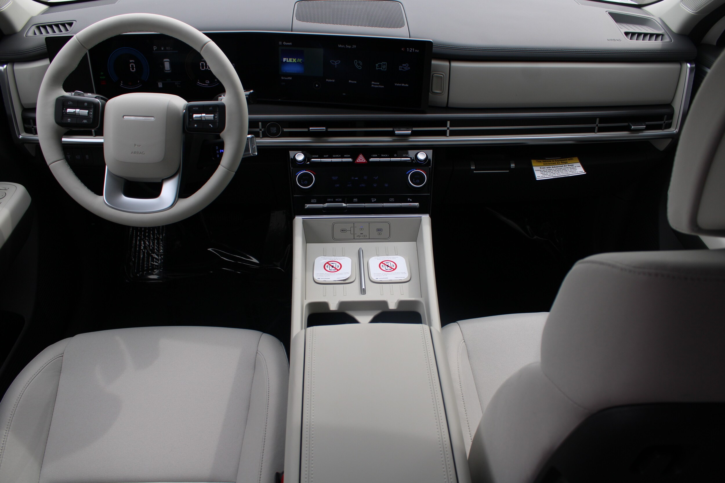 2026 Hyundai Santa Fe SE - Photo 14