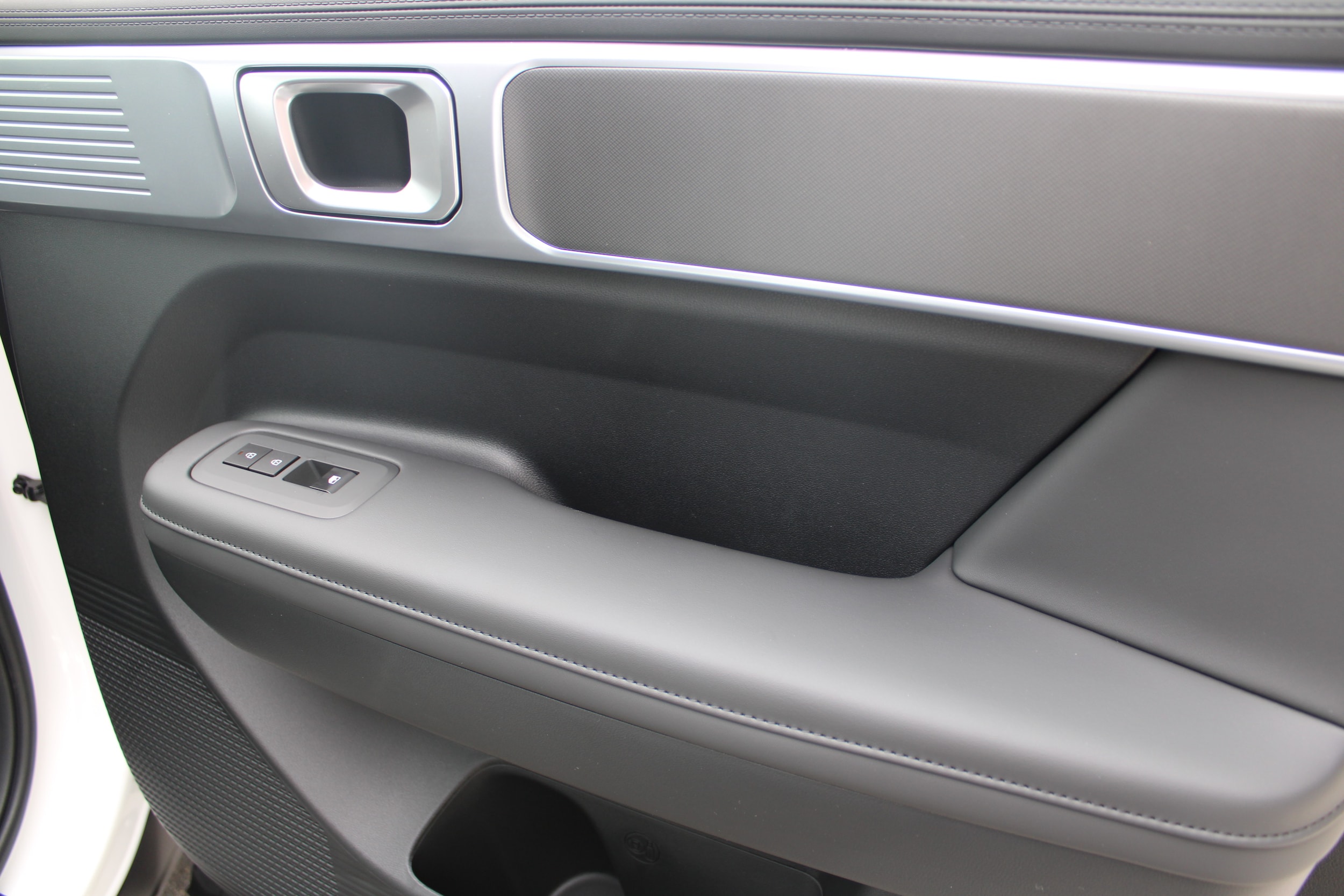 2026 Hyundai Santa Fe SEL - Photo 16
