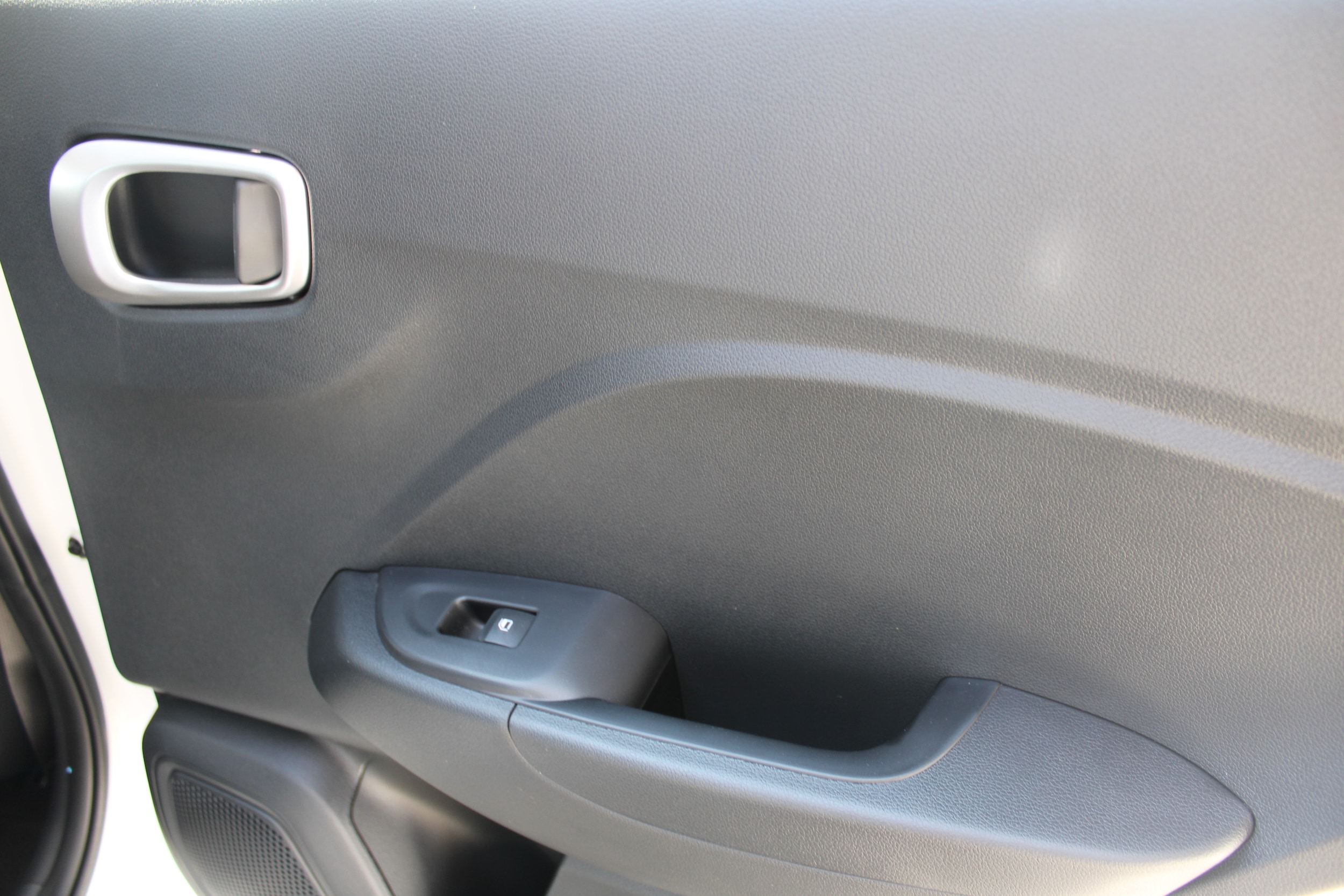 2026 Hyundai Venue SEL - Photo 15