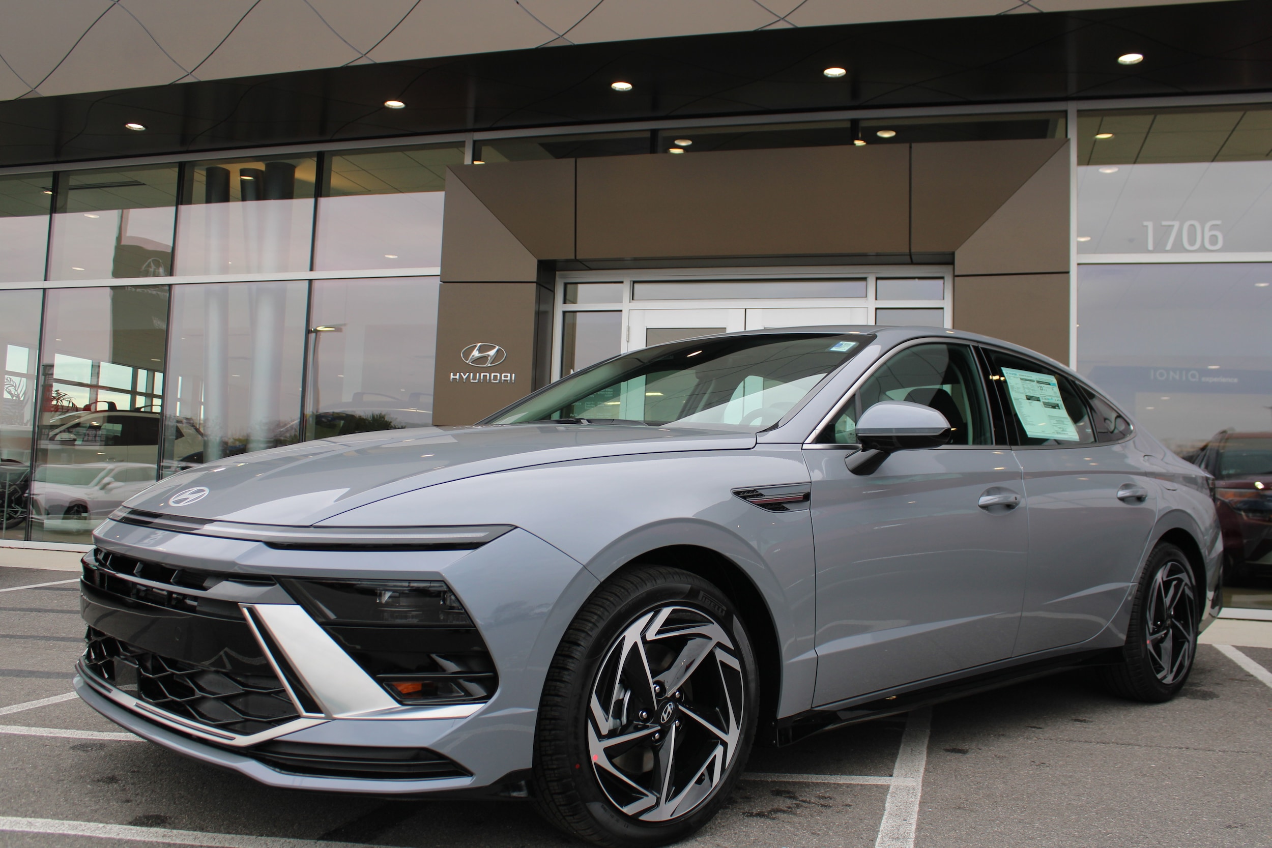 2026 Hyundai Sonata SEL's photo