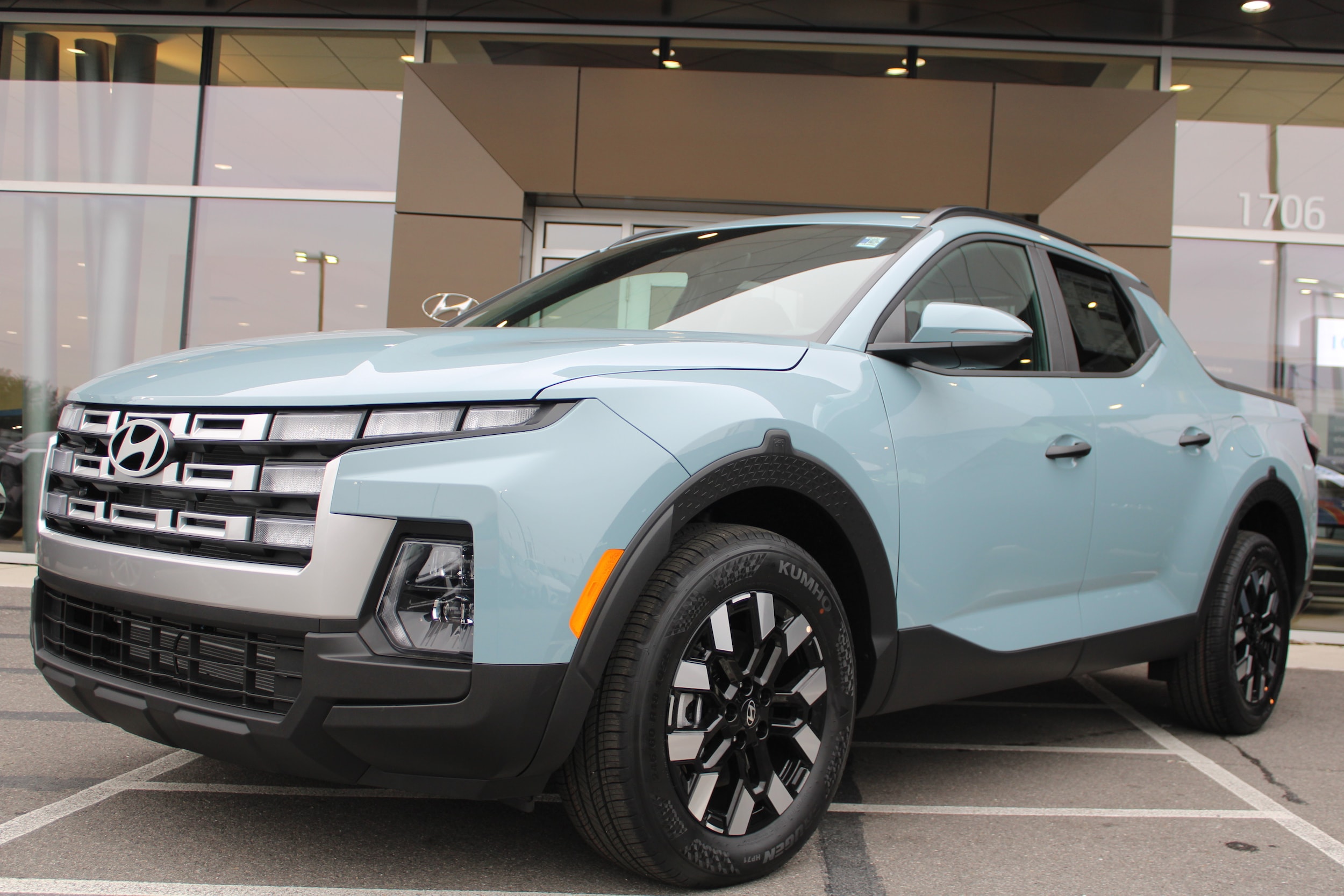 2026 Hyundai Santa Cruz SEL's photo