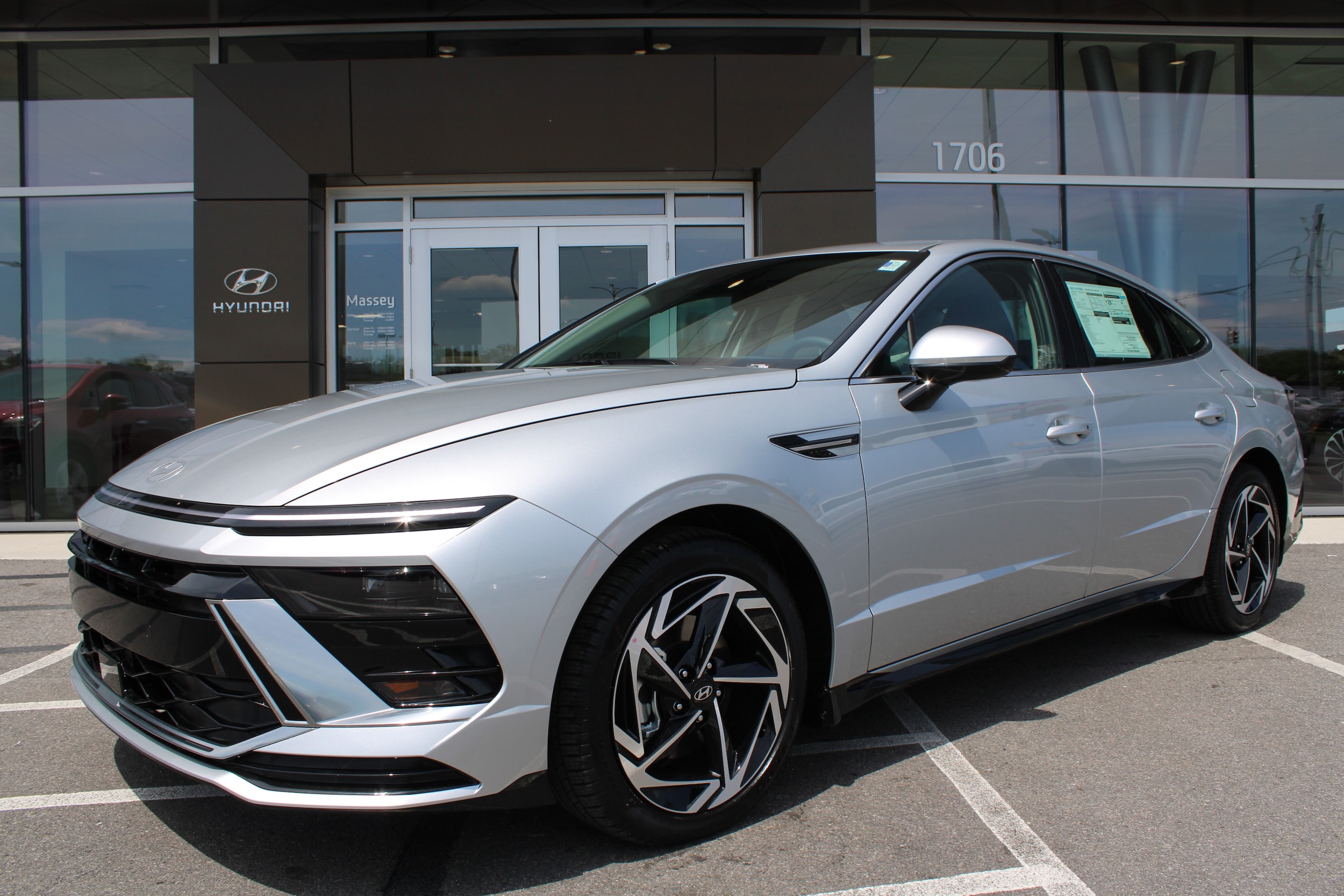 2026 Hyundai Sonata SEL AWD's photo