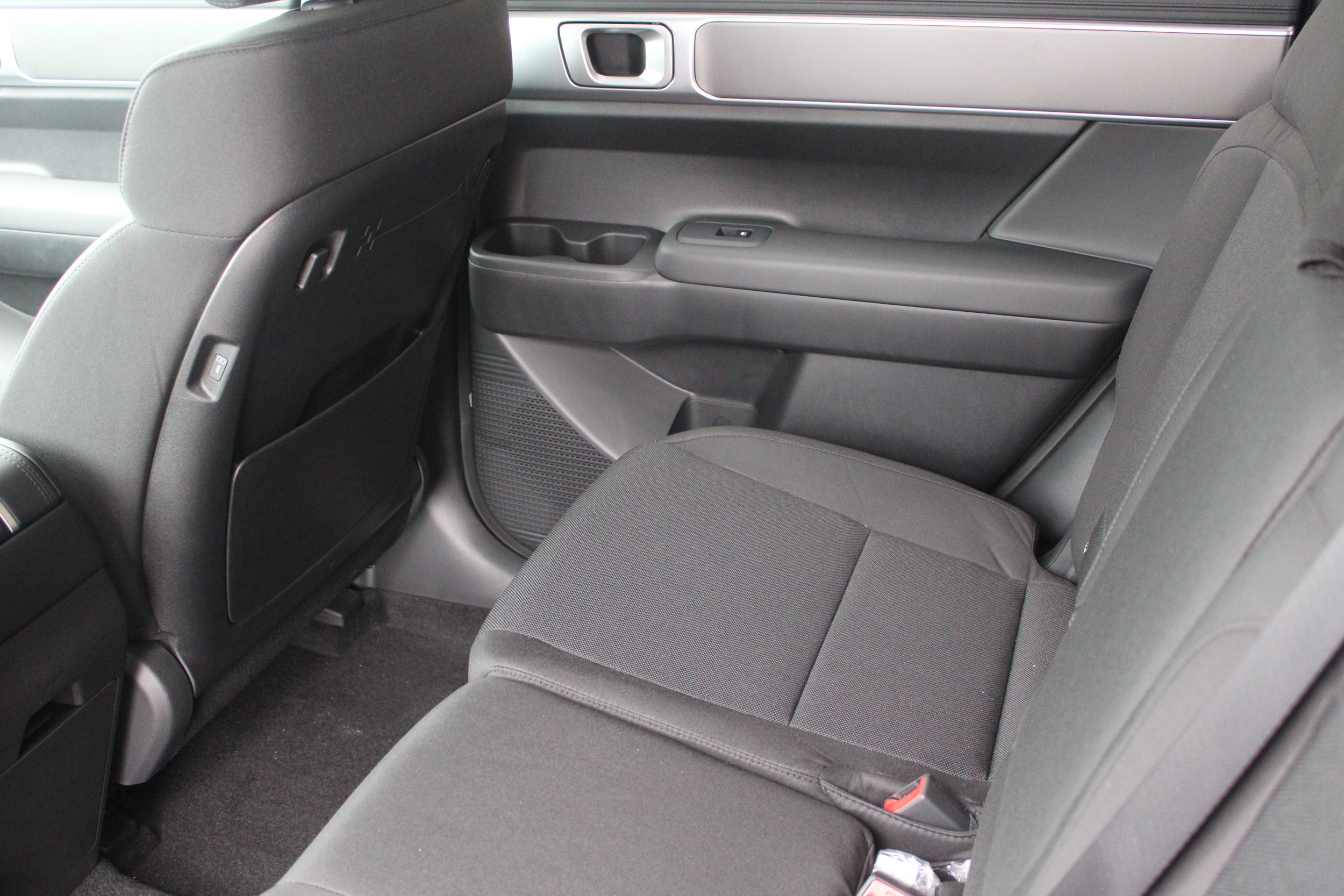 2026 Hyundai Santa Fe SEL - Photo 12
