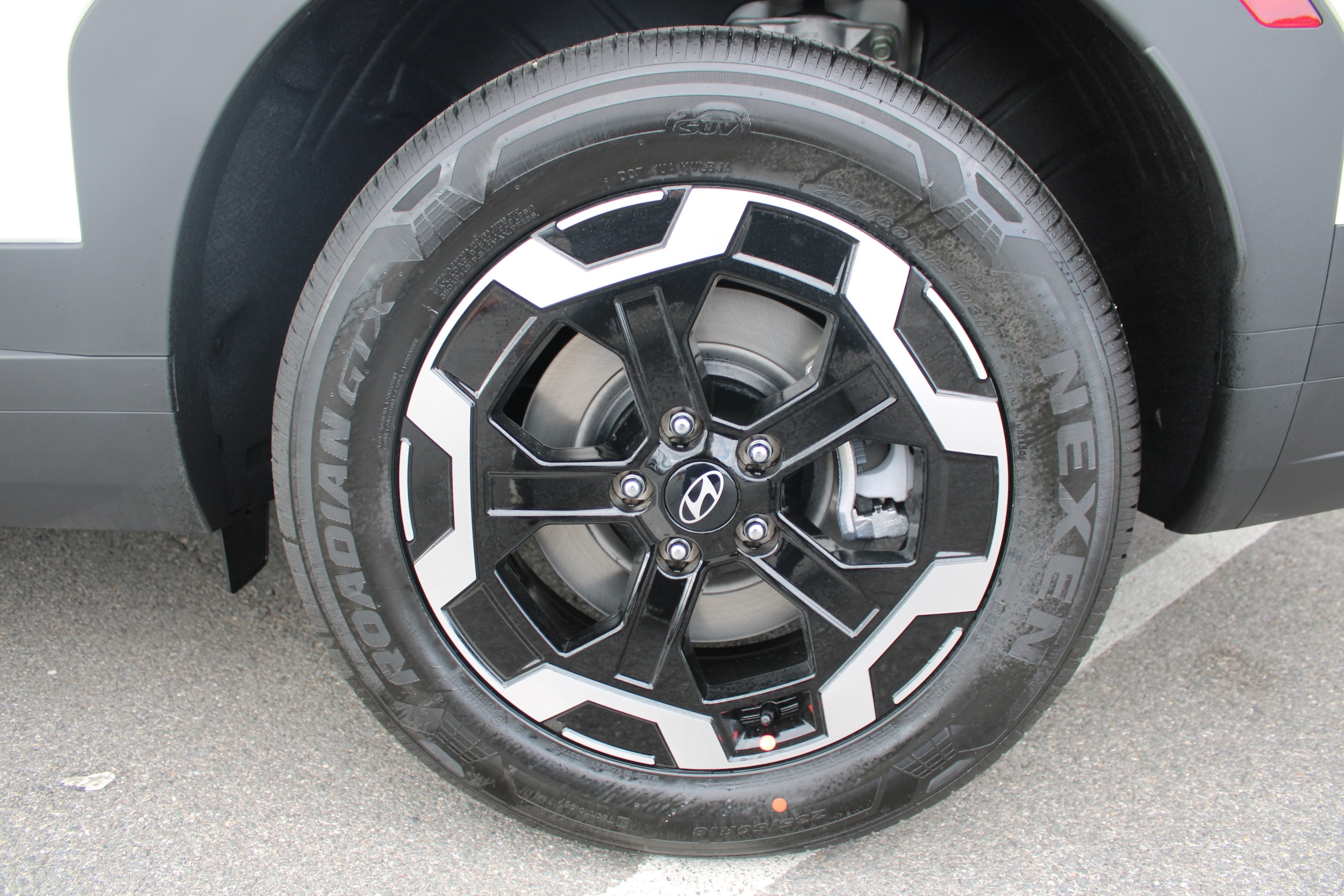 2026 Hyundai Santa Fe SEL - Photo 6