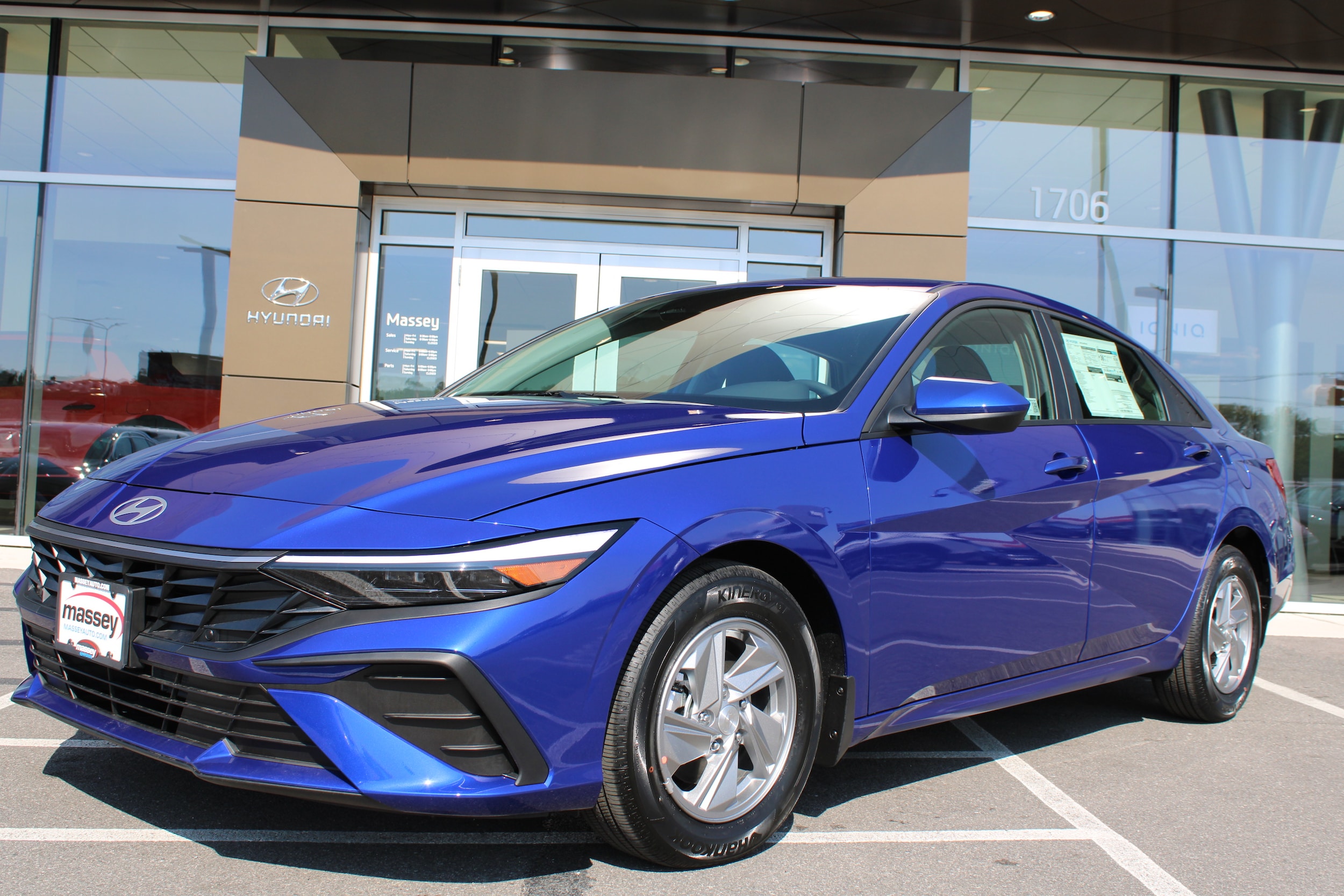 2025 Hyundai Elantra SE