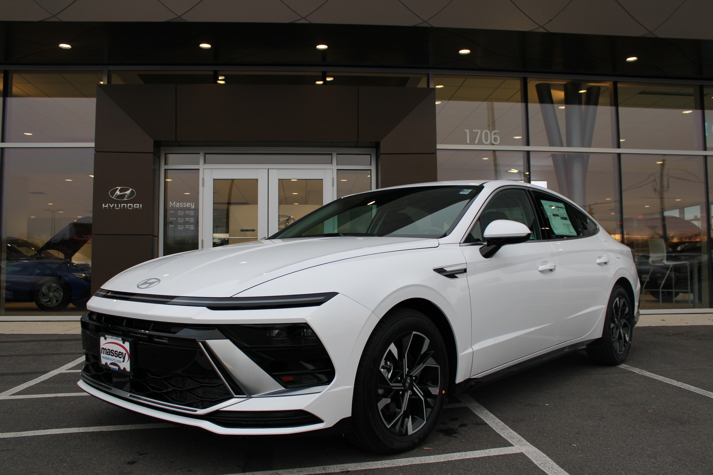 2026 Hyundai Sonata SEL's photo