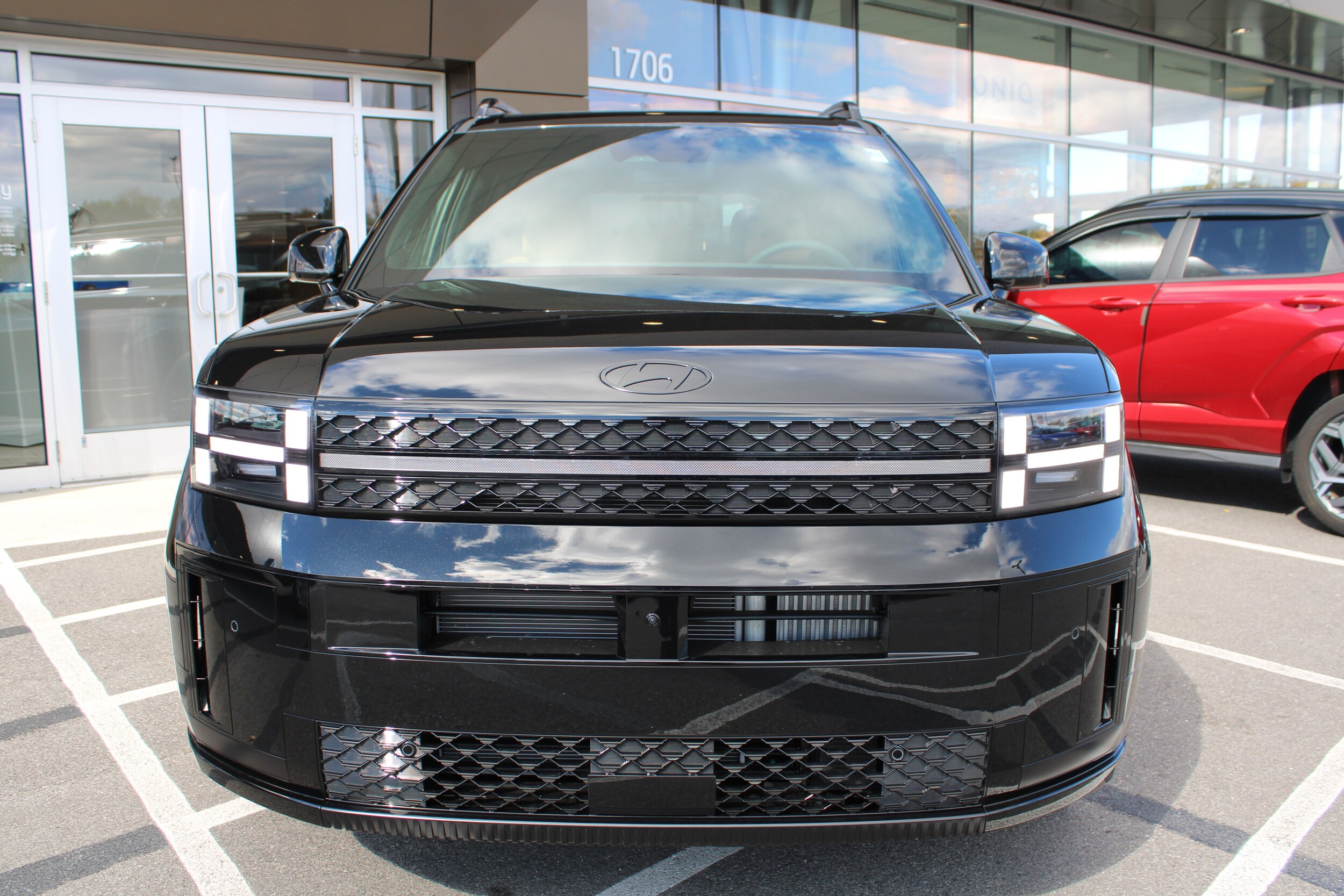 2026 Hyundai Santa Fe Calligraphy photo 2