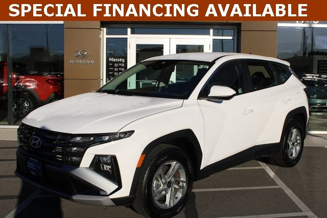 2025 Hyundai Tucson SE's photo