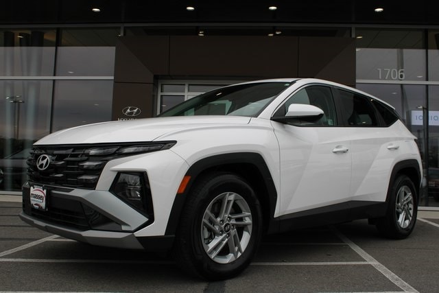 2025 Hyundai Tucson SE's photo