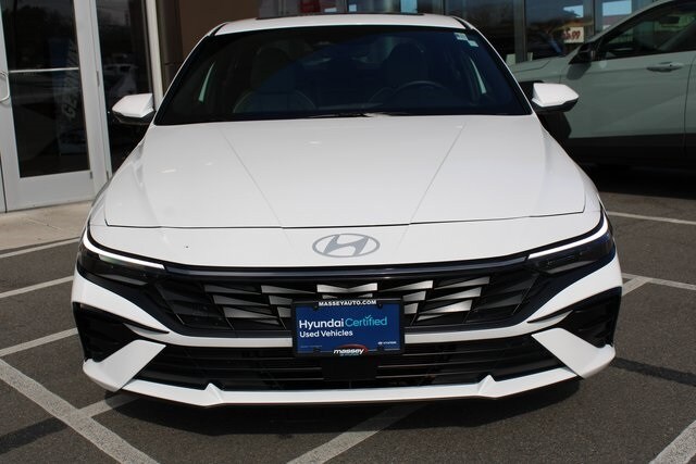 2025 Hyundai Elantra Hybrid Limited photo 2