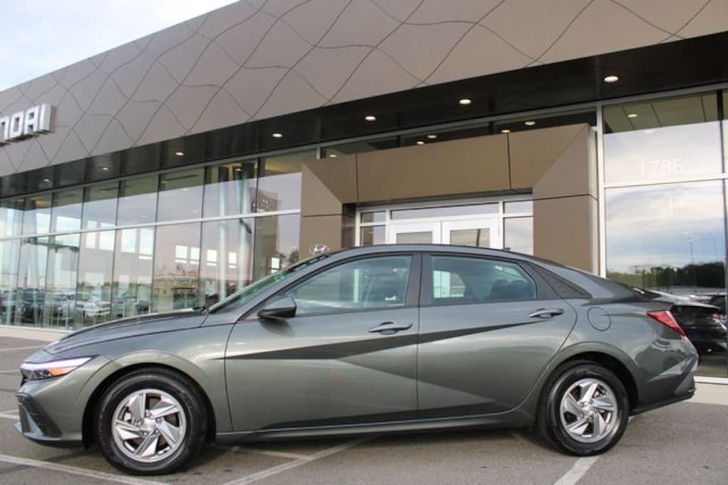 Certified 2026 Hyundai Elantra SE Sedan