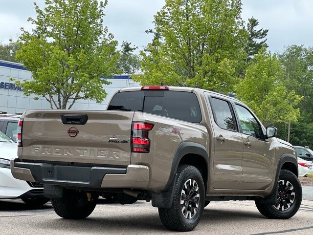 2024 Nissan Frontier PRO-4X photo 4
