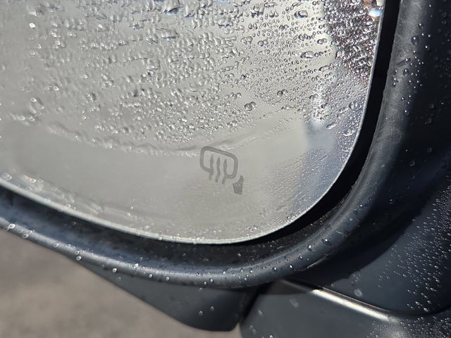 2026 Subaru Outback Limited - Photo 16