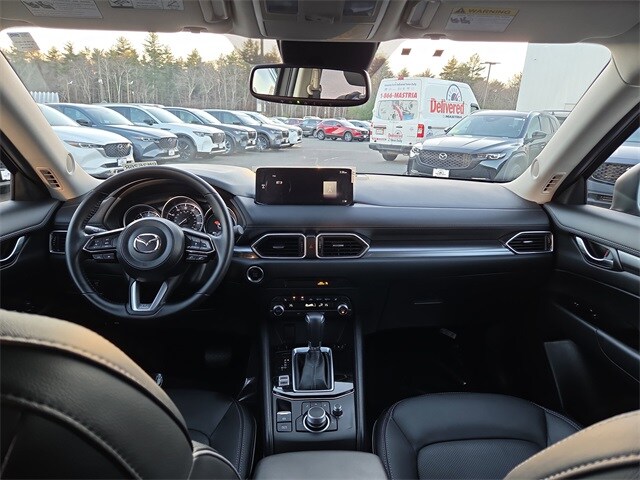 2025 Mazda CX-5 2.5 S Preferred photo 2
