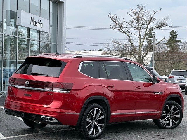 2024 Volkswagen Atlas SEL Premium R-Line photo 4