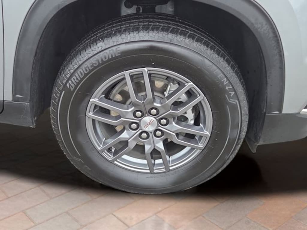 Used 2025 GMC Acadia Elevation SUV