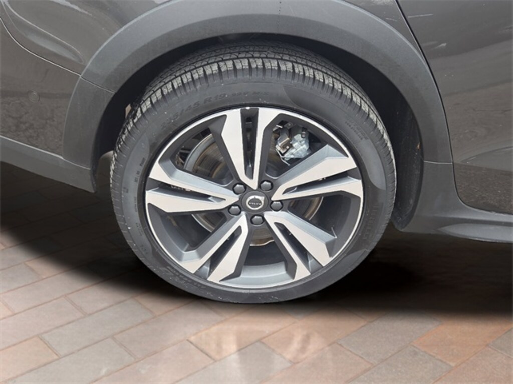 Used 2025 Volvo V60 Cross Country B5 Plus Wagon