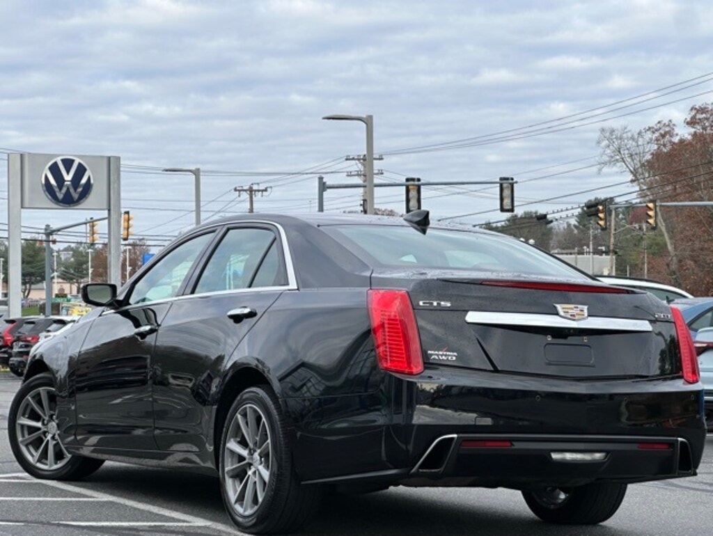 Used 2018 CADILLAC CTS 2.0L Turbo Luxury Sedan