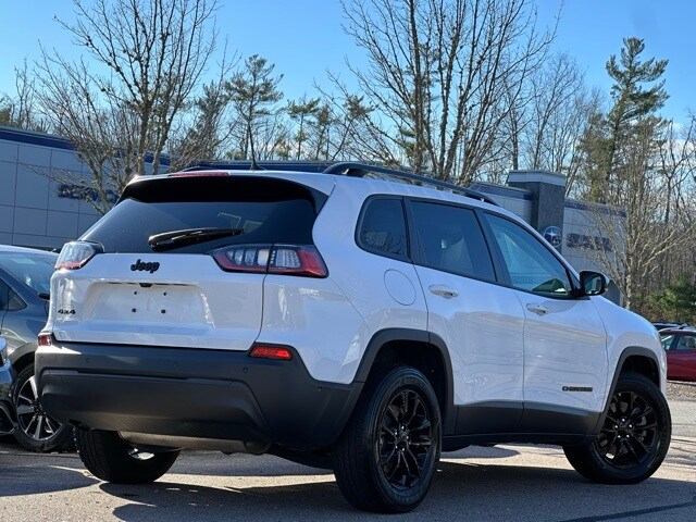 2023 Jeep Cherokee Altitude photo 3