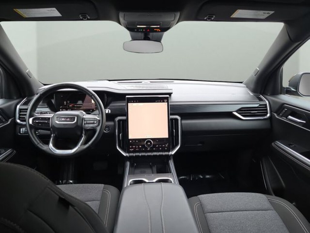 Used 2025 GMC Acadia Elevation SUV