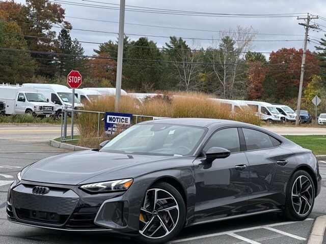 2024 Audi RS e-tron GT Base photo 3