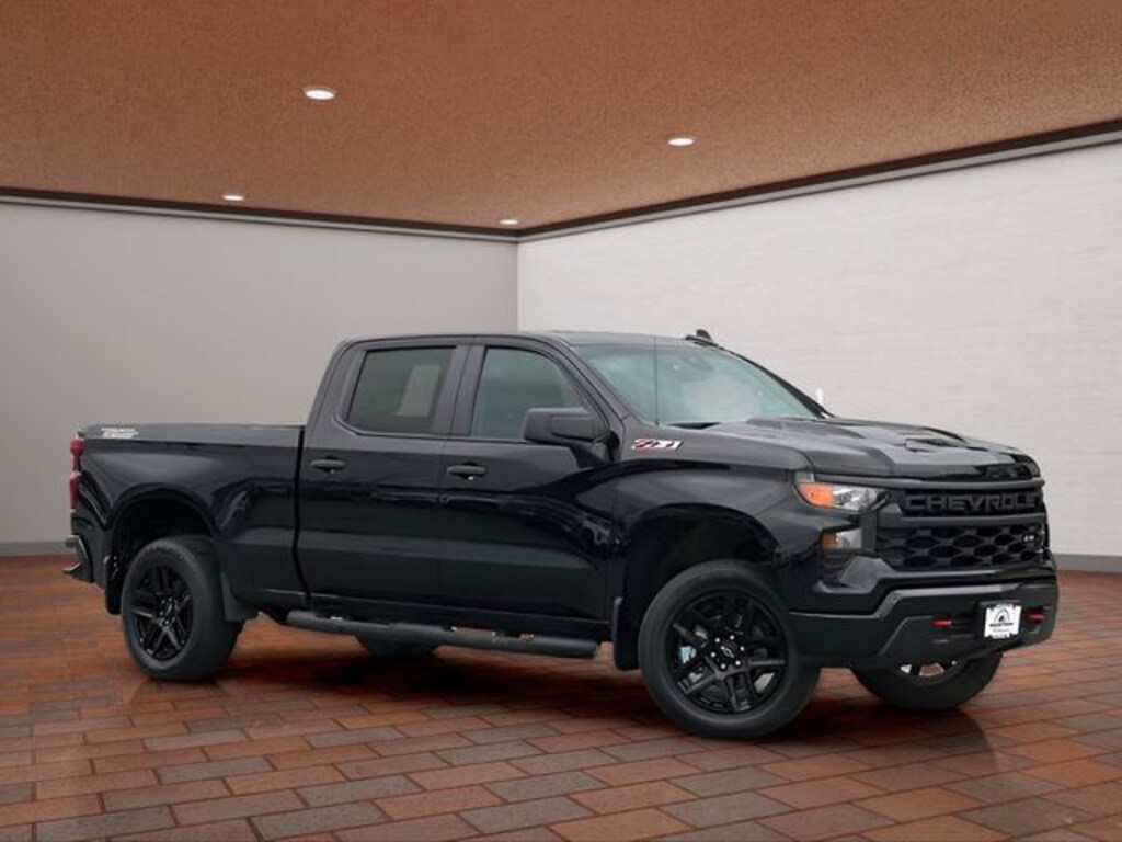 Used 2023 Chevrolet Silverado 1500 Custom Trail Boss Truck Crew Cab