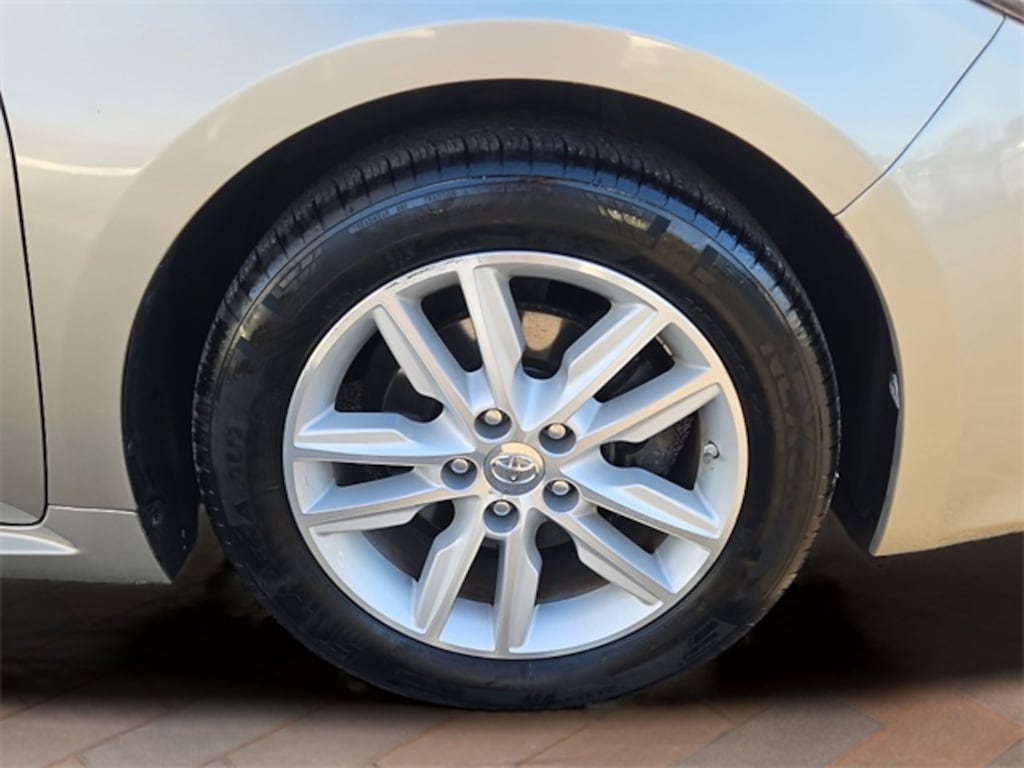 Used 2014 Toyota Avalon XLE Sedan