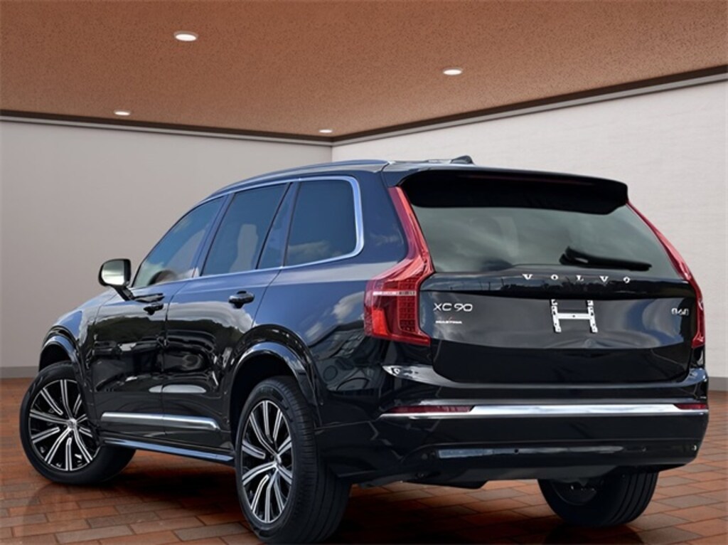 Used 2025 Volvo XC90 B6 Plus 7-Seater SUV