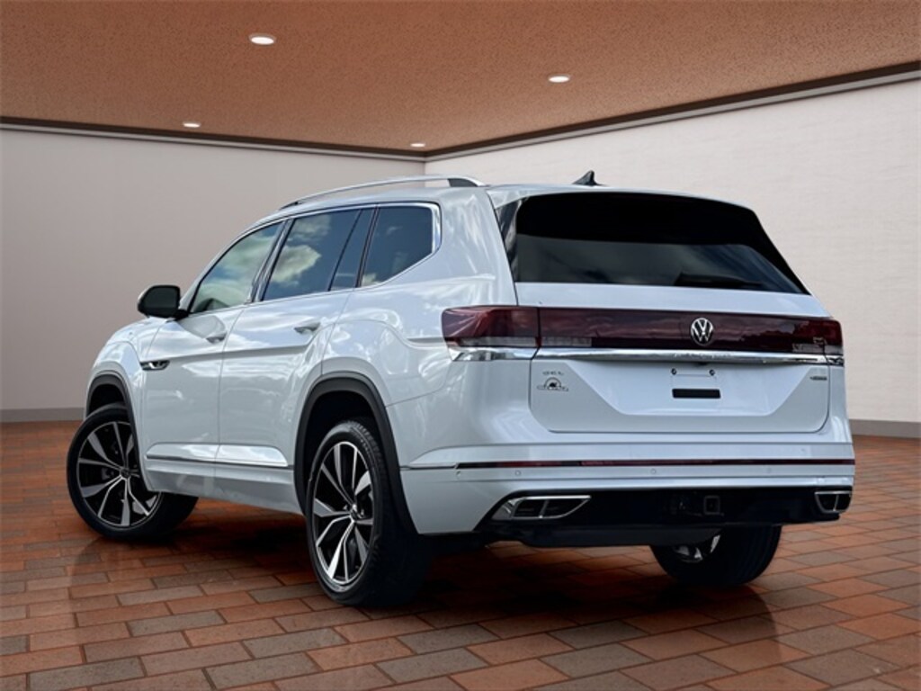 Certified 2024 Volkswagen Atlas 2.0T SEL Premium R-Line SUV