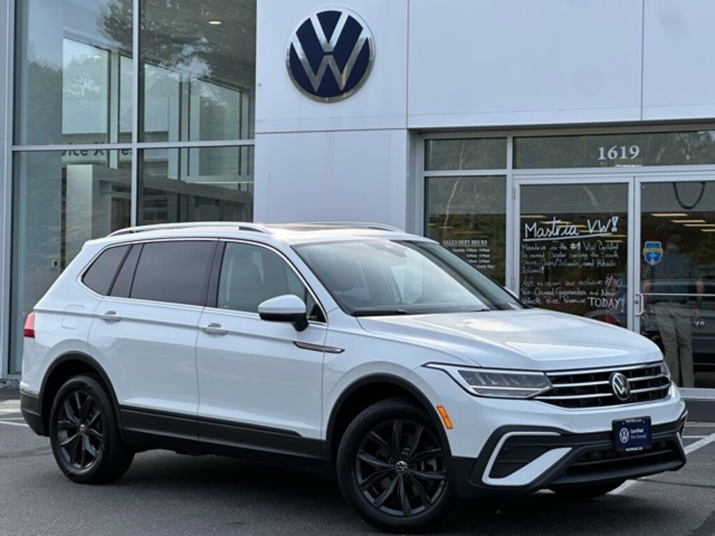 Certified 2024 Volkswagen Tiguan 2.0T SE SUV