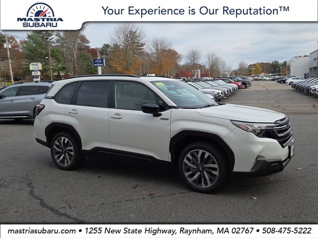 2025 Subaru Forester Touring's photo