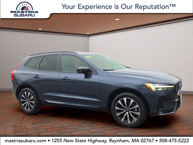 2024 Volvo XC60 Plus's photo