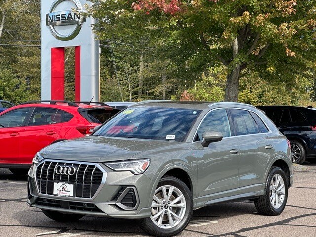 2024 Audi Q3 Premium S line photo 3