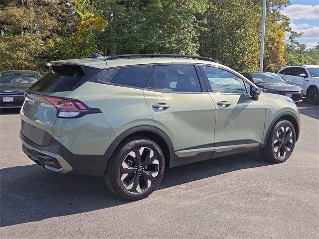 2024 Kia Sportage X-Line photo 3