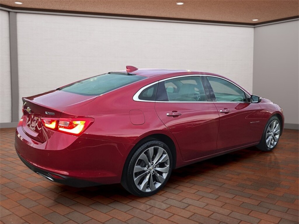 Used 2018 Chevrolet Malibu Premier Sedan