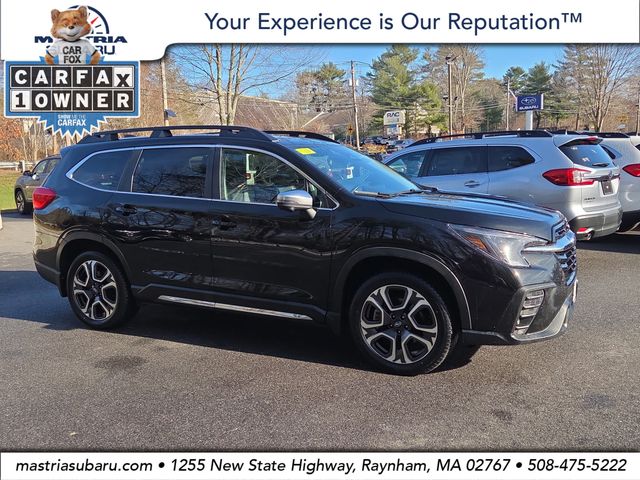 2023 Subaru Ascent Limited's photo