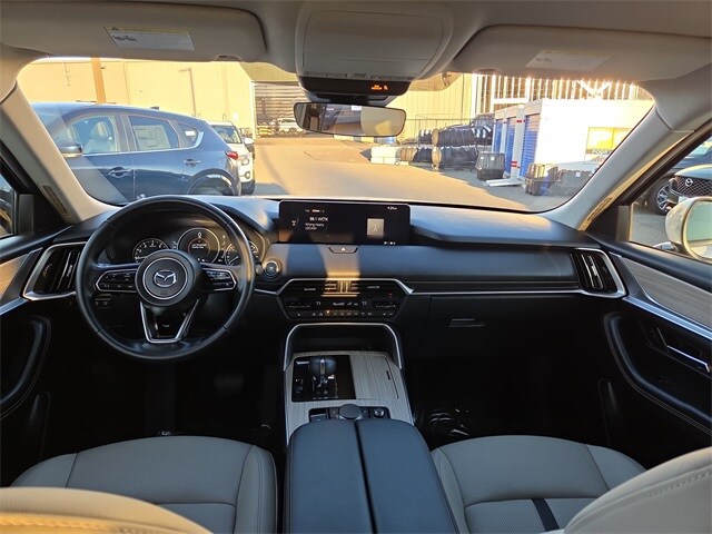 2025 Mazda CX-90 3.3 Turbo Preferred photo 2