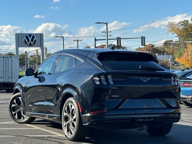 2022 Ford Mustang Mach-E Premium photo 2