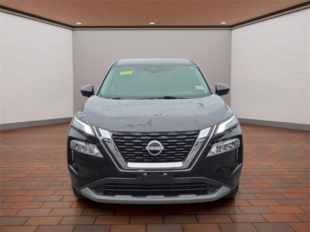 Used 2023 Nissan Rogue SV SUV