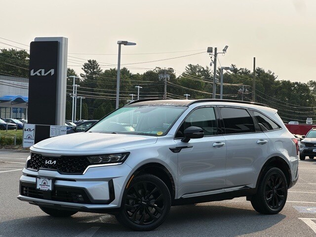 2022 Kia Sorento SX photo 3