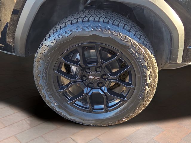 2023 Gmc Canyon Denali photo 4