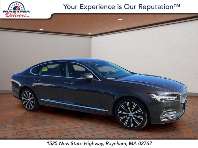 Platinum Gray Metallic 2022 Volvo S90 B6 Inscription AWD Sedan All-Wheel Drive Automatic