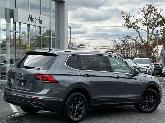 2024 Volkswagen Tiguan SE Wolfsburg Edition photo 4