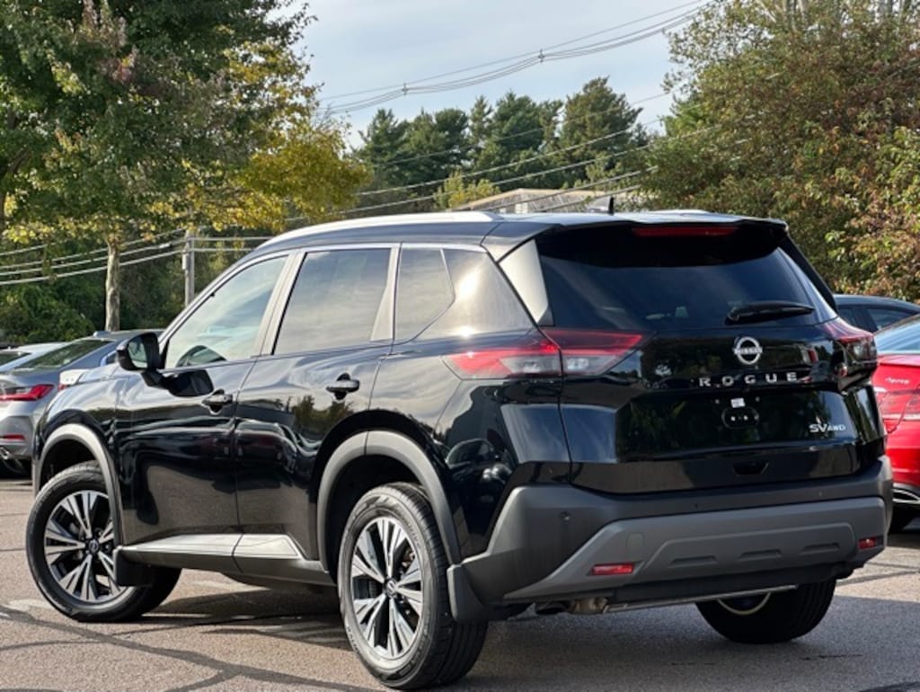 Used 2023 Nissan Rogue SV SUV