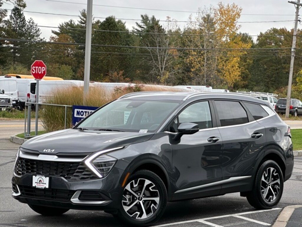 Used 2024 Kia Sportage EX SUV